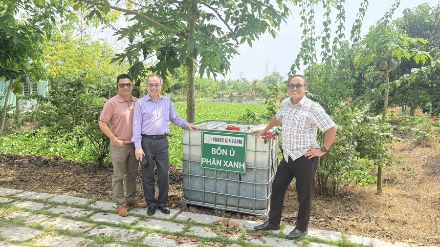 Bồn ủ phân xanh Hoàng Gia Farm tại Nông trại Thiên Đường
